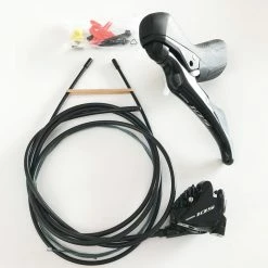 Shimano 105 R7020 Hydraulic Brake / Gear Shifter Black