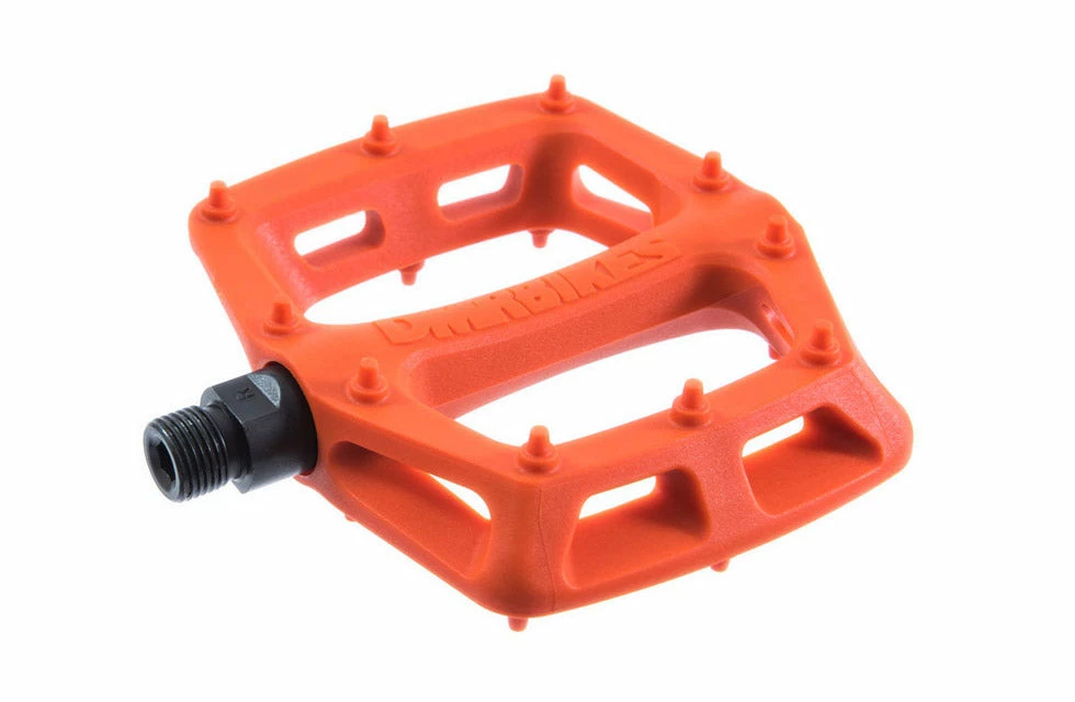 Top 10 ๐งจ DMR V6 - Plastic Flat / Flattie MTB Bike Pedals Freeride Drivetrain ๐ 4 DMR V6 - Plastic Flat / Flattie MTB Bike Pedals Freeride Drivetrain