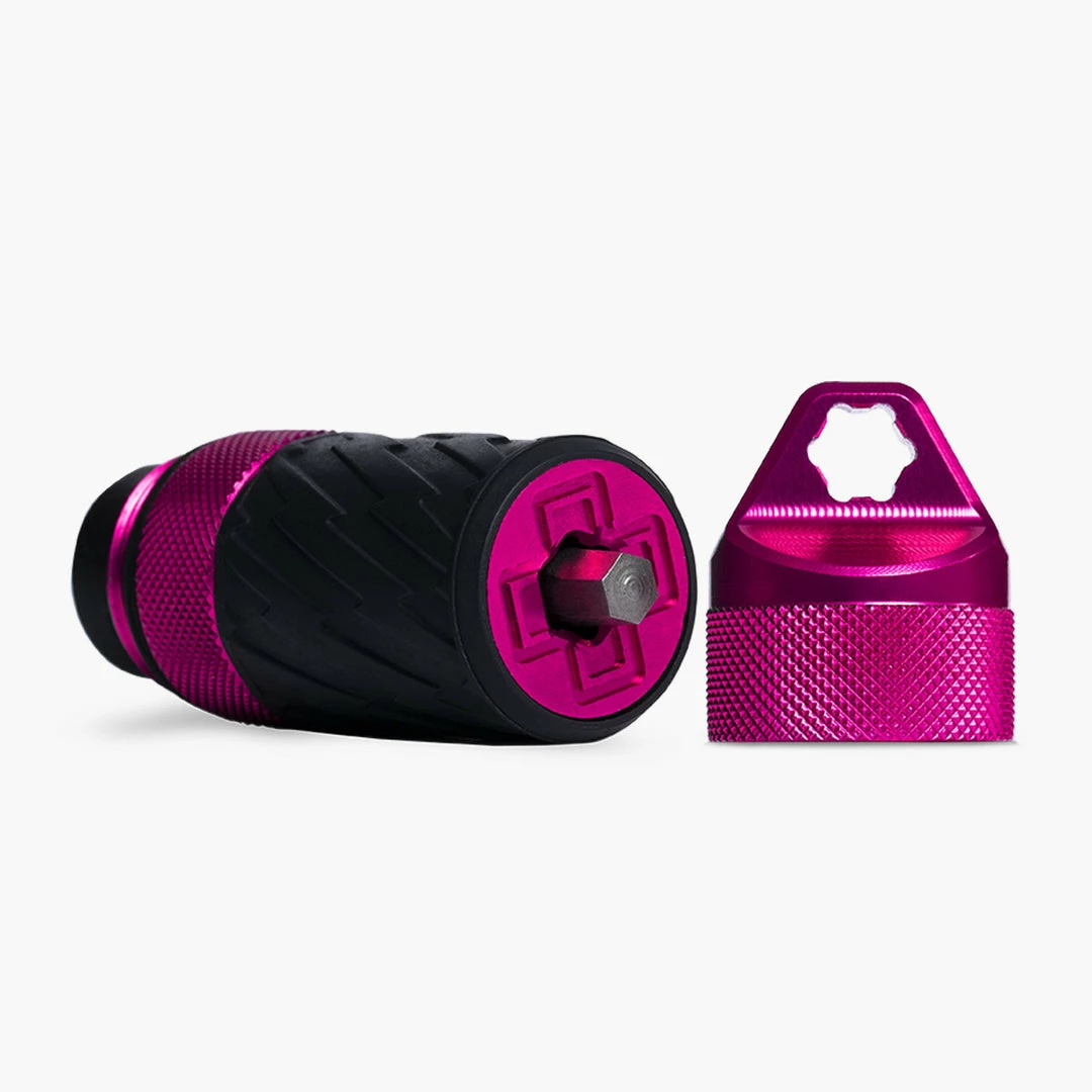 Brand new ✨ Muc Off Muc-Off E-bike Drivetrain Lubing Tool - Pink 😉 3 Muc Off Muc-Off E-bike Drivetrain Lubing Tool - Pink